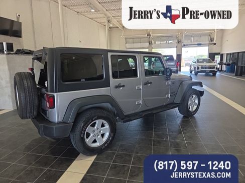 Used 2018 Jeep Wrangler Unlimited Sport S AWD/4WD image 5