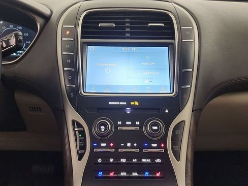 Used 2019 Lincoln Nautilus Reserve w/ Cargo Utility Package AWD/4WD image 13