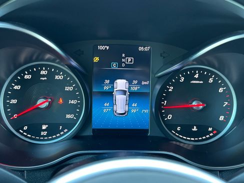 Certified 2022 Mercedes-Benz GLC 300 4MATIC w/ Premium Package Lite image 24