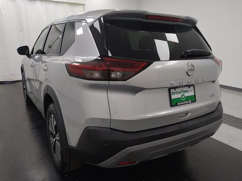 Used 2021 Nissan Rogue SV FWD image 5