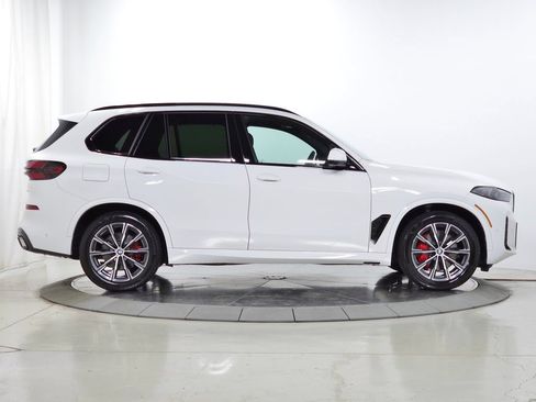 Used 2026 BMW X5 xDrive40i w/ M Sport Package AWD/4WD image 11