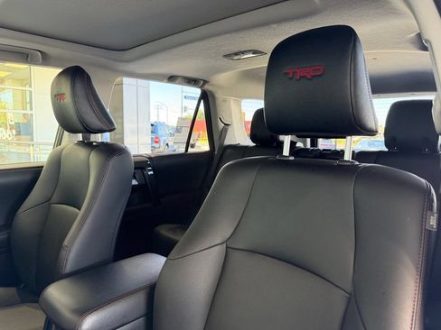 Certified 2021 Toyota 4Runner TRD Off-Road Premium w/ Moonroof Package AWD/4WD image 23