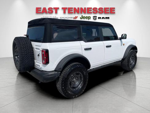 Used 2025 Ford Bronco Badlands AWD/4WD image 3