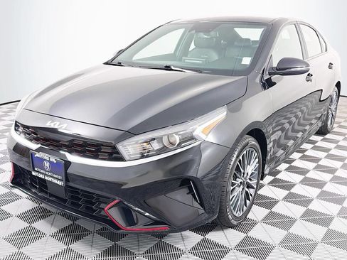 Used 2024 Kia Forte GT-Line FWD image 5