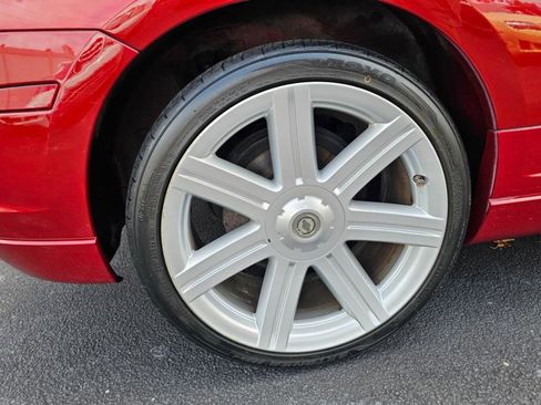Used 2005 Chrysler Crossfire Limited image 37