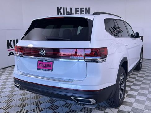 New 2026 Volkswagen Atlas SE image 7