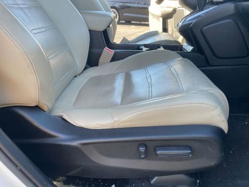 Used 2021 Honda CR-V EX-L image 36