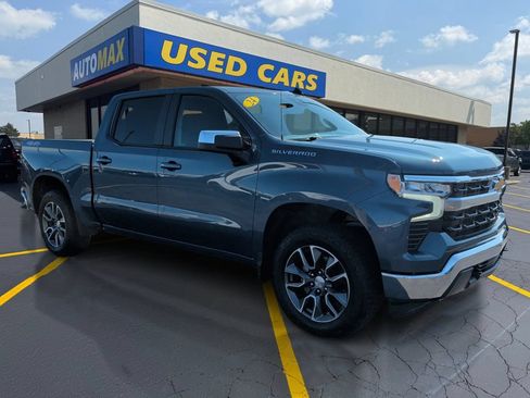Used 2024 Chevrolet Silverado 1500 LT AWD/4WD image 4
