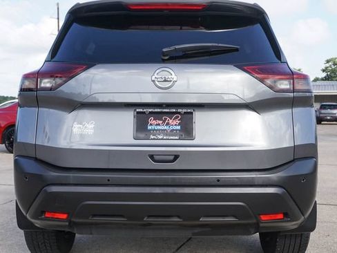 Used 2021 Nissan Rogue S FWD image 6