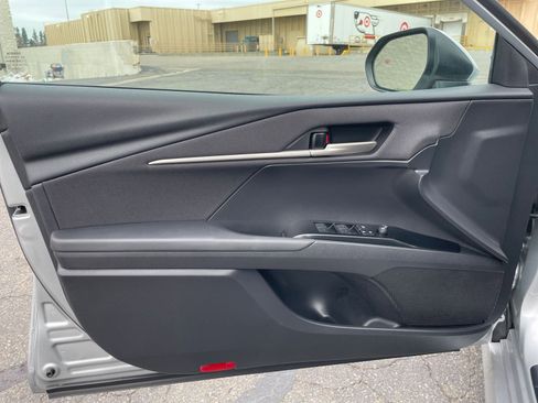 Used 2025 Toyota Camry LE image 20