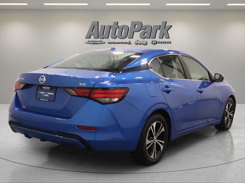 Used 2023 Nissan Sentra SV FWD image 9