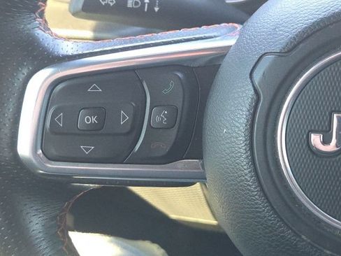 Used 2021 Jeep Gladiator Mojave AWD/4WD image 34