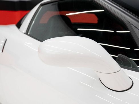 Used 2009 Chevrolet Corvette Coupe w/ Z51 Performance Package RWD image 69