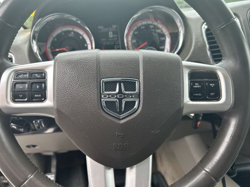 Used 2013 Dodge Durango Crew w/ Trailer Tow Group IV AWD/4WD image 19