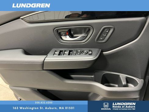 New 2025 Honda Pilot EX-L image 11
