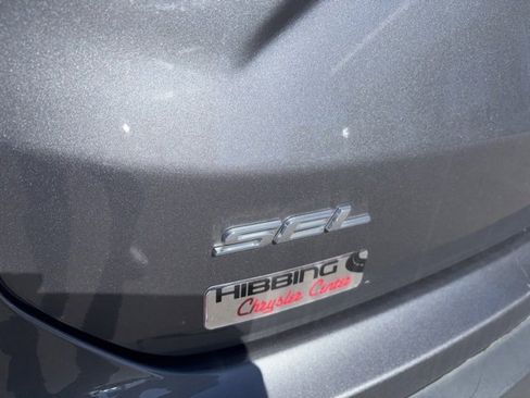 Used 2023 Ford Edge SEL image 9