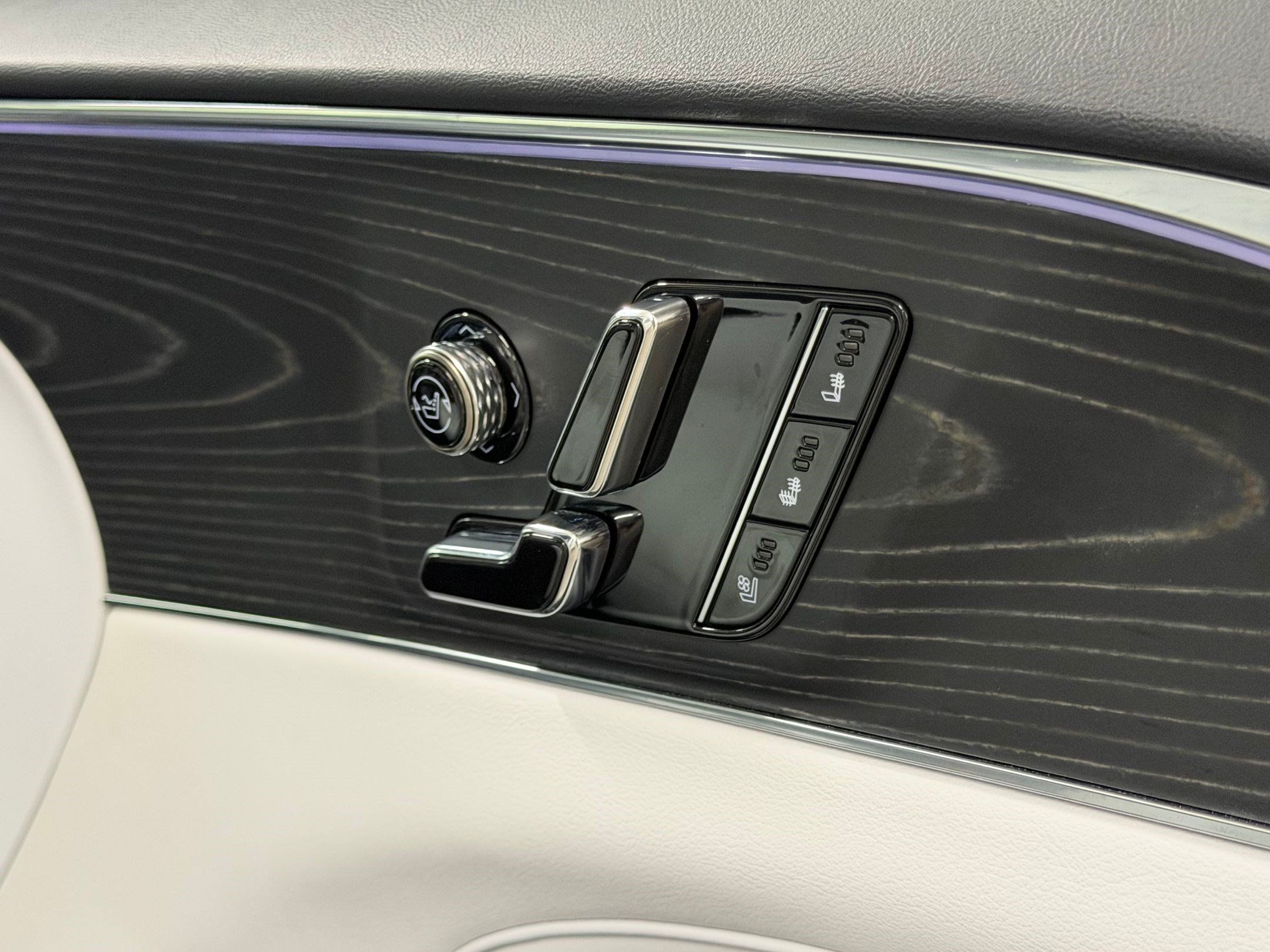 Certified 2024 Cadillac Lyriq Sport AWD/4WD image 26