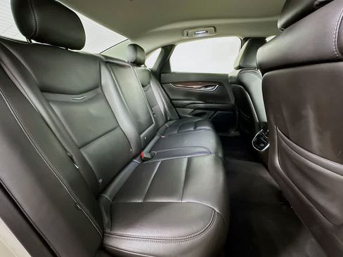 Used 2016 Cadillac XTS Luxury FWD image 32