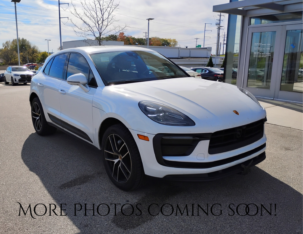 Used 2023 Porsche Macan AWD/4WD image 1