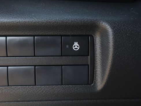 Used 2023 Nissan Kicks SR w/ SR Premium Package FWD image 31