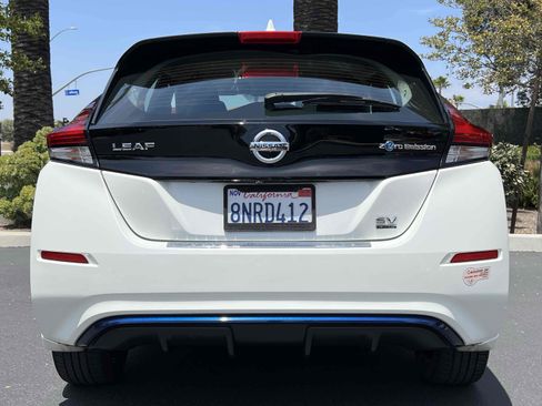 Used 2019 Nissan Leaf SV Plus w/ SV Plus Technology Package FWD image 23