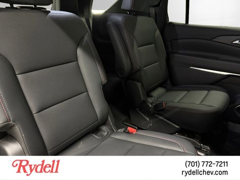 Used 2024 Chevrolet Traverse Z71 w/ Enhanced Driving Package AWD/4WD image 18