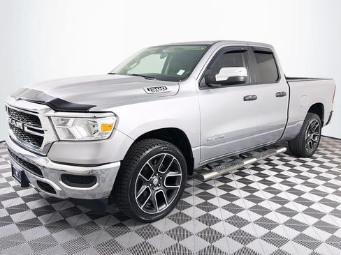 Used 2019 RAM 1500 Tradesman w/ SXT Appearance Group AWD/4WD image 6