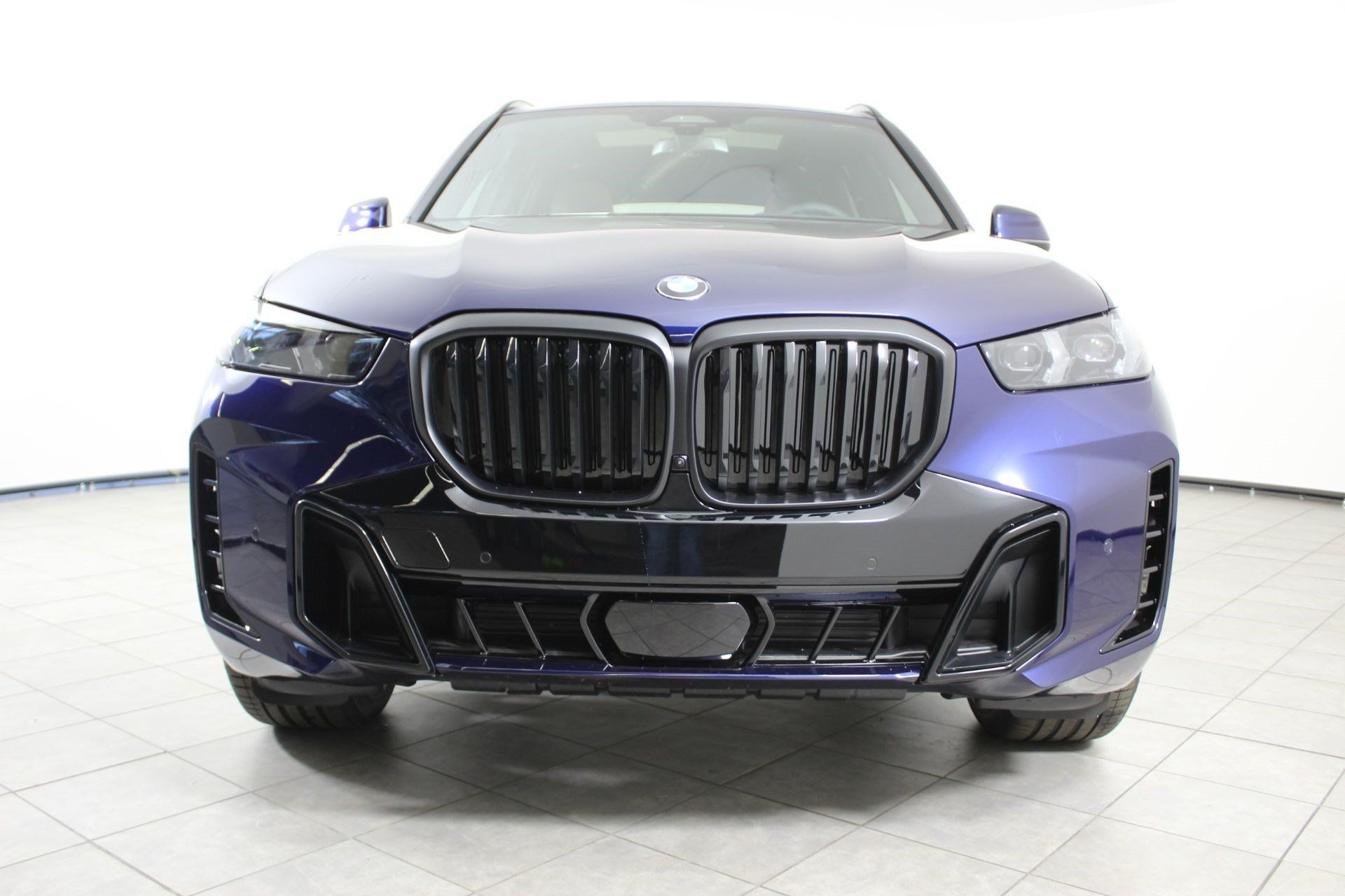 Used 2026 BMW X5 sDrive40i w/ M Sport Package RWD image 6