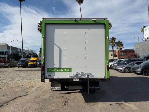 Used 2023 Chevrolet Express 4500 Extended w/ Power Convenience Package image 5