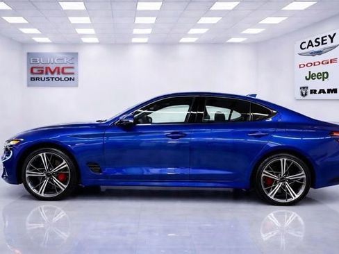 Used 2025 Genesis G70 2.5T w/ Sport Prestige Package image 3