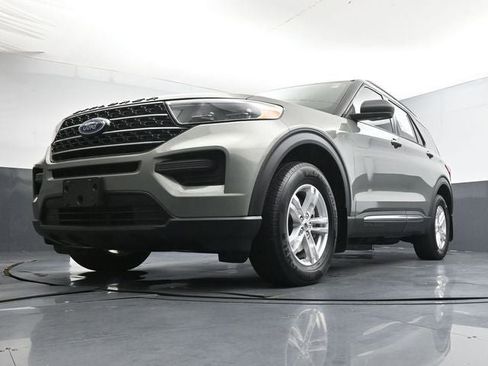 Used 2020 Ford Explorer XLT w/ Comfort Package AWD/4WD image 30