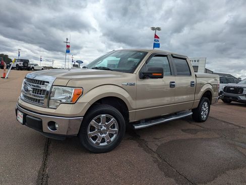 Used 2014 Ford F150 XLT w/ Equipment Group 302A Luxury image 4