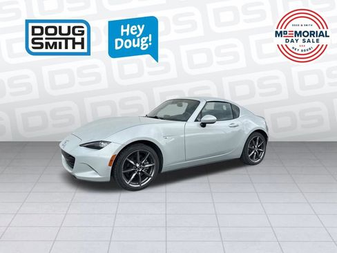 Used 2017 MAZDA MX-5 Miata RF Grand Touring RWD image 1