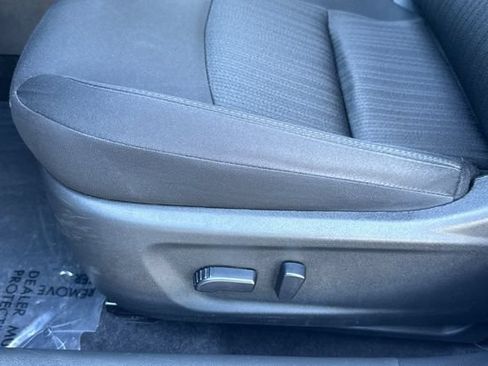 Used 2025 Nissan Altima 2.5 SV AWD/4WD image 13