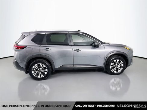 Certified 2023 Nissan Rogue SV w/ SV Premium B Package FWD image 4
