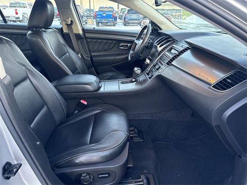 Used 2010 Ford Taurus SEL image 20