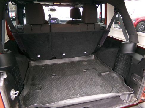 Used 2014 Jeep Wrangler Unlimited Sport w/ Quick Order Package 24S image 27