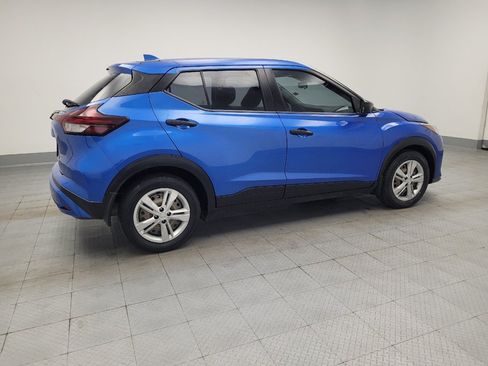 Used 2021 Nissan Kicks S FWD image 10
