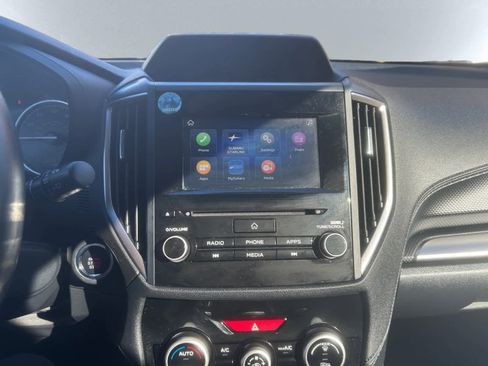 Used 2022 Subaru Forester Premium image 14