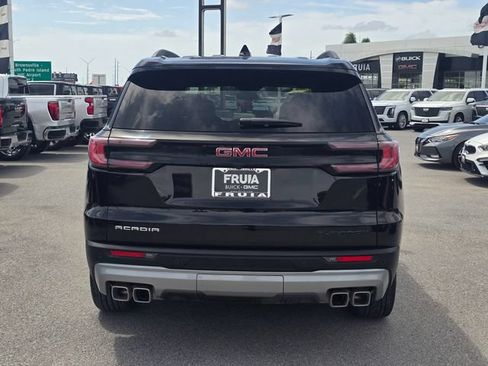 Used 2025 GMC Acadia Elevation w/ Elevation Premium Package FWD image 7