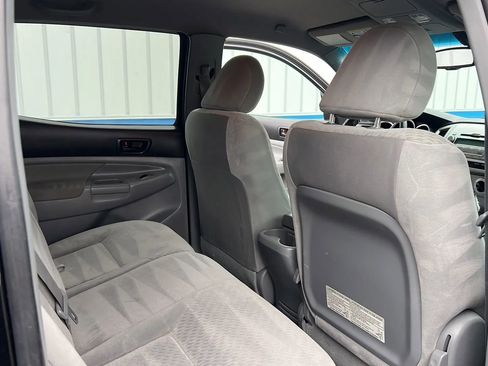 Used 2011 Toyota Tacoma 4x4 Double Cab w/ SR5 Pkg #2 image 15