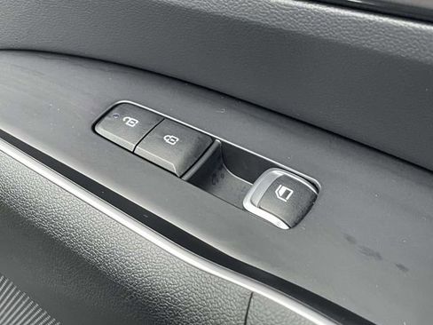 New 2026 Kia Sorento S image 18