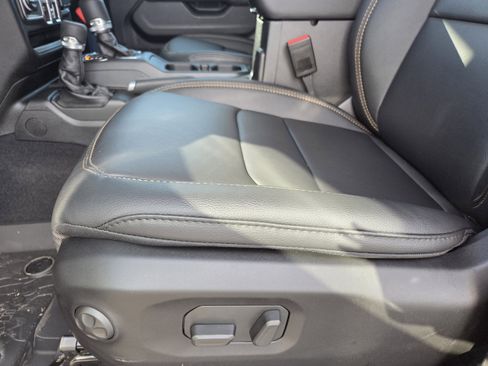 New 2026 Jeep Wrangler Unlimited Sahara image 14