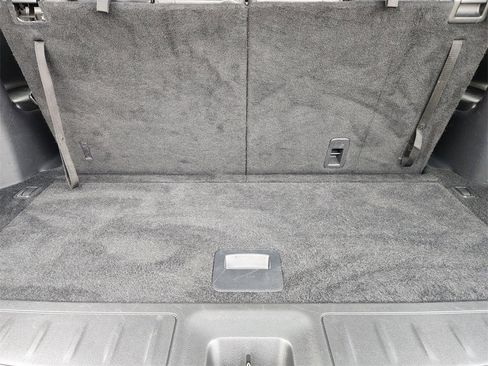 Used 2018 Nissan Pathfinder Platinum image 25