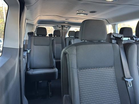 Used 2022 Ford Transit 350 XLT image 11
