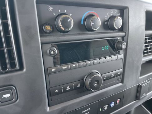 New 2025 GMC Savana 2500 Extended w/ Driver Convenience Package RWD image 13