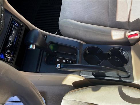 Used 2004 Honda Accord LX image 17