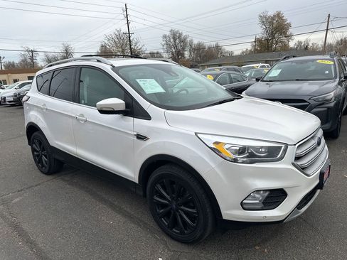 Used 2018 Ford Escape Titanium w/ Ford Safe & Smart Package image 8