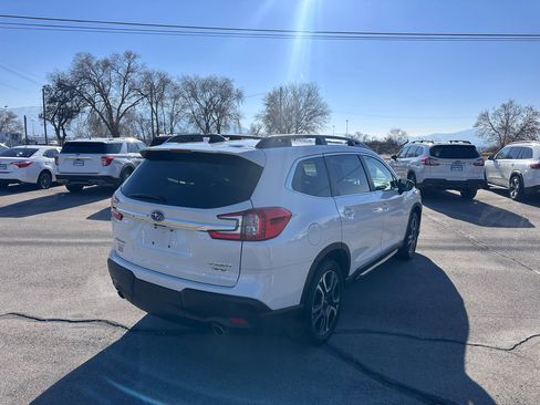 Used 2024 Subaru Ascent Limited w/ Technology Package image 5