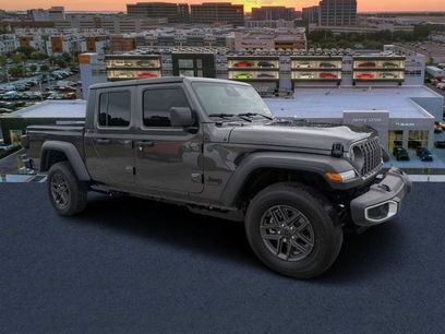 New 2026 Jeep Gladiator Sport